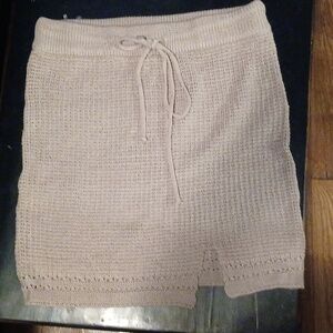 Knitted skirt